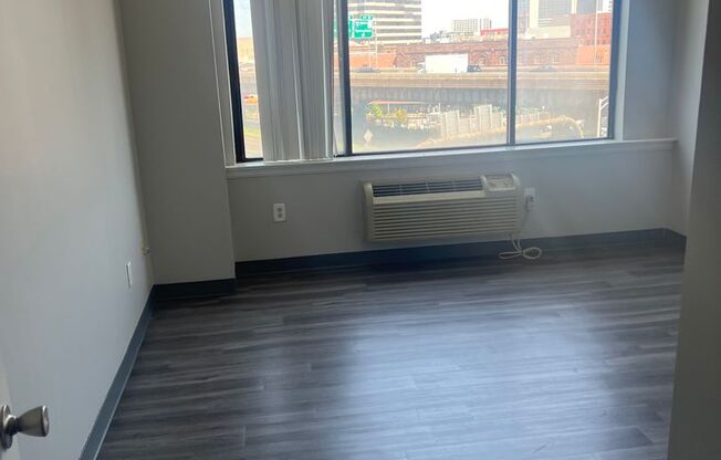 2 beds, 1 bath, 675 sqft, $1,400, Unit 223