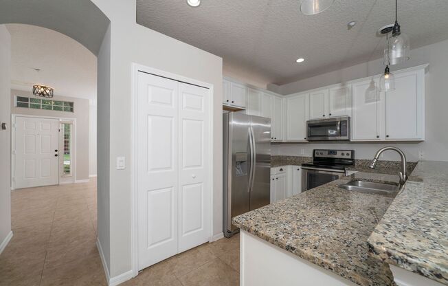 Cute and Spacious 3/2 House w/Bonus Room in Northlake Park of Lake Nona