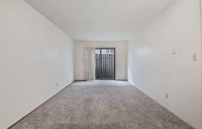 1 bed, 1 bath, 602 sqft, $1,045, Unit 8061