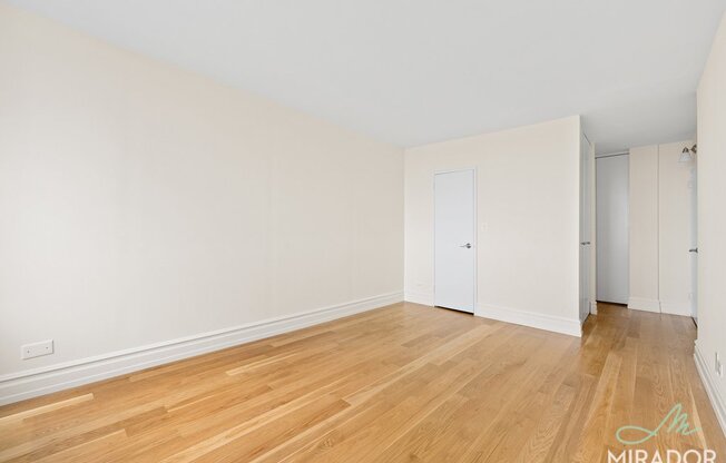1 bed, 2.5 baths, $7,000, Unit 21K