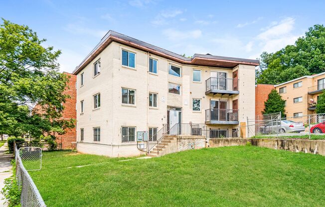 4016 Livingston Road SE