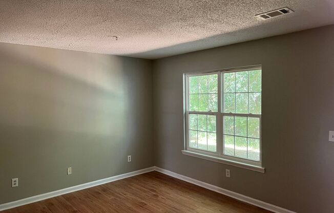 PRE-LEASING: Spacious 3BR/2.5BA Townhome | New Flooring | Near Stone Mountain Park