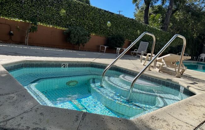 Beautiful 2-Bedroom/2.5 Bath Townhome