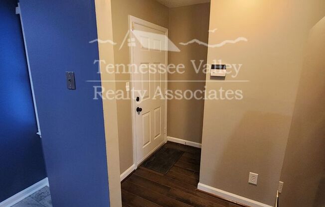 2 beds, 1.5 baths, $1,800