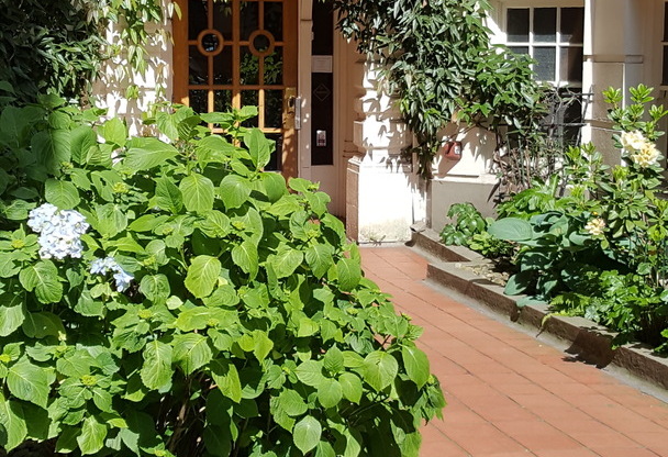 Imperial Arms Apartments