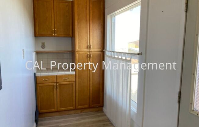 2 beds, 1 bath, $3,095, Unit Apt A