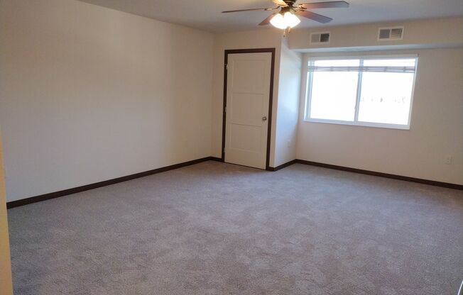 Studio, 1 bath, 527 sqft, $955