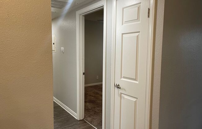 2 beds, 2 baths, 850 sqft, $3,005, Unit 811-01