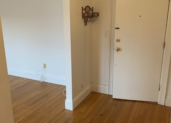 137 ENGLEWOOD RD
