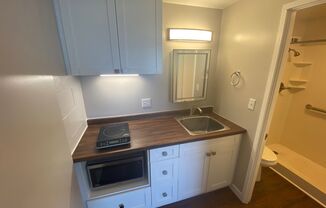 Studio, 1 bath, 210 sqft, $997, Unit 808