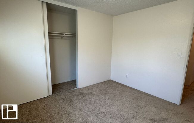 2 beds, 1 bath, 1,000 sqft, $1,275, Unit 15