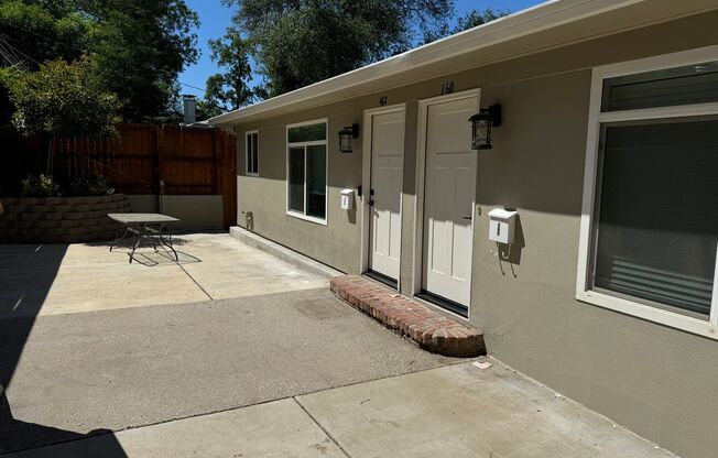 2 beds, 1 bath, $2,050, Unit # 162 1