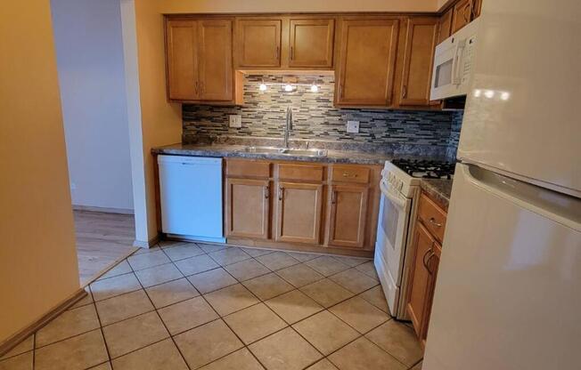 1732 HARROW CT