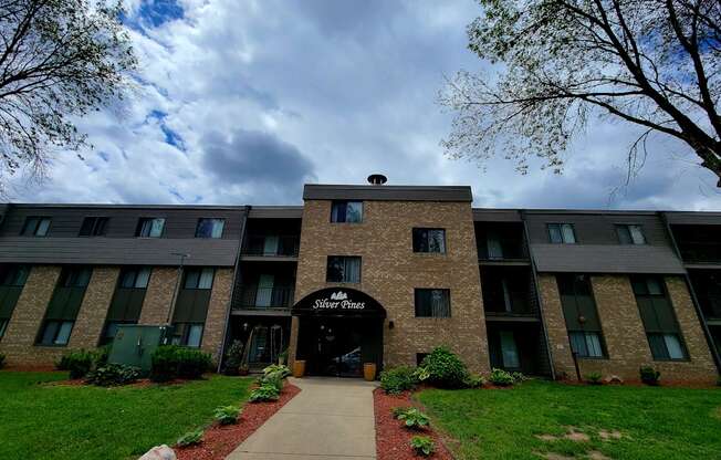 our building is located in the heart of the city