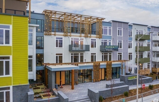 1 bed, 1 bath, 733 sqft, $3,400, Unit 214