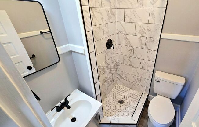 1 Bedroom, 1 Bathroom apartment!