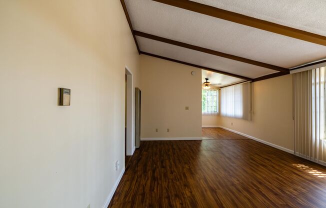 2 beds, 1 bath, 772 sqft, $2,595, Unit 530-4
