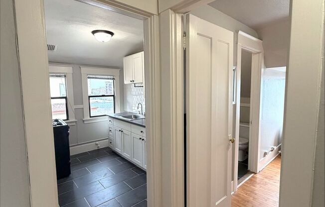 1 bed, 1 bath, 574 sqft, $1,275, Unit 401