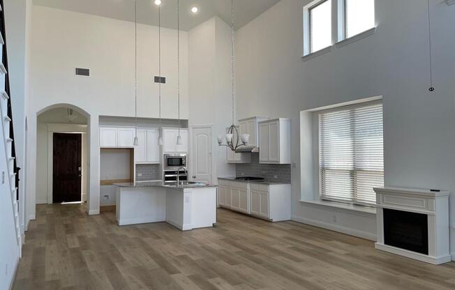 372 ROSEMARY DR