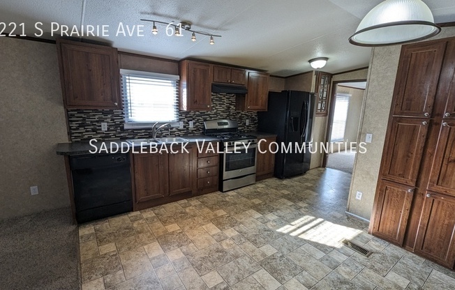 2221 South Prairie Ave.