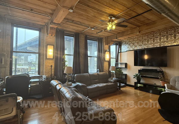 602 S 9 ST