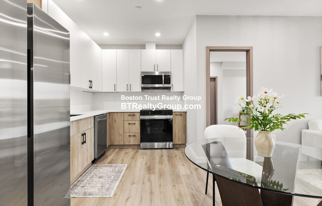 43 47 FREMONT ST