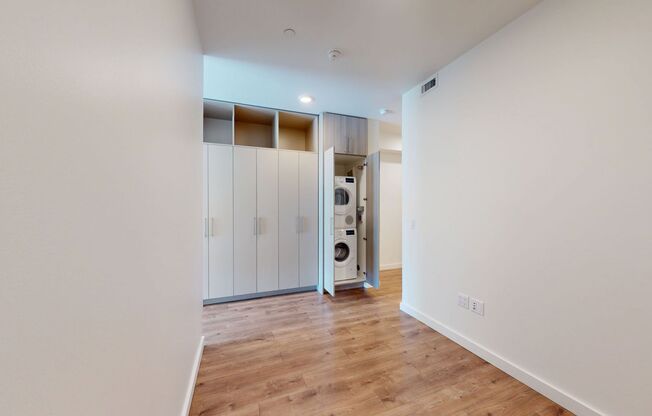 Studio, 1 bath, 473 sqft, $1,895, Unit 212