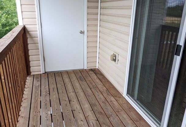 2 beds, 2 baths, 994 sqft, $1,425, Unit E301