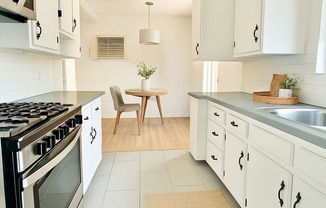 11153 1/2 LN MAIDA ST