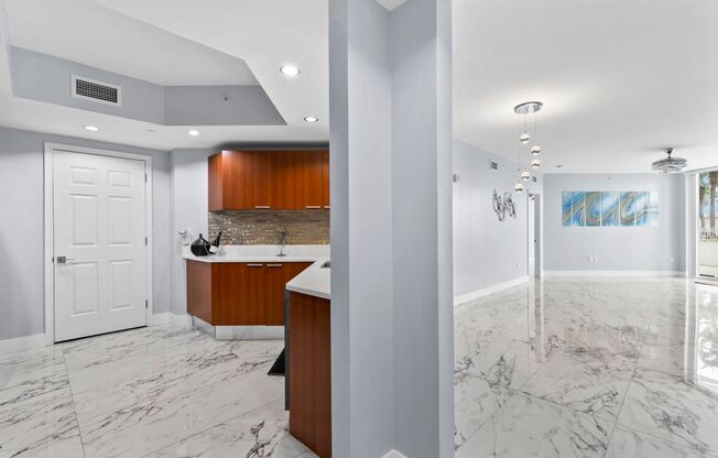 2 beds, 2 baths, $2,695, Unit #104