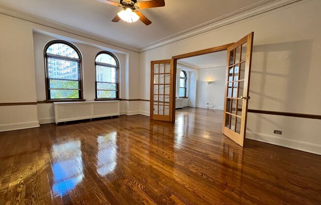 3 beds, 2.5 baths, 2,100 sqft, $3,960, Unit 431-02A