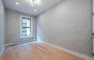 133 E 35 ST