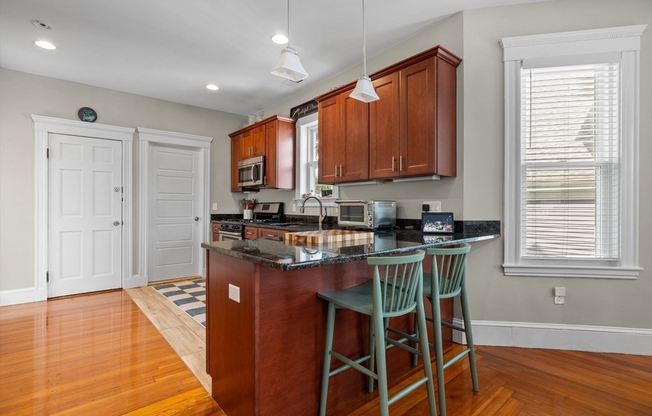 53 MONTVALE