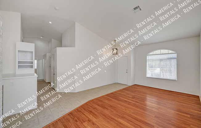 832 SECO VERDE AVE
