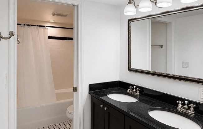 3 beds, 2 baths, 1,250 sqft, $5,500, Unit F-6
