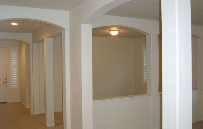 Lovely home, gardener, some utilities included