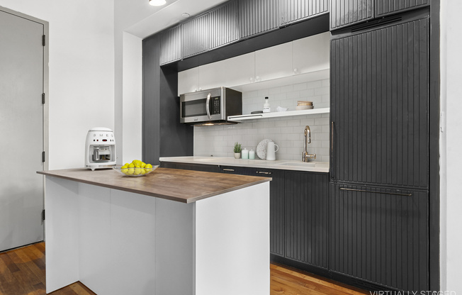 1 bed, 1 bath, $3,670, Unit 109