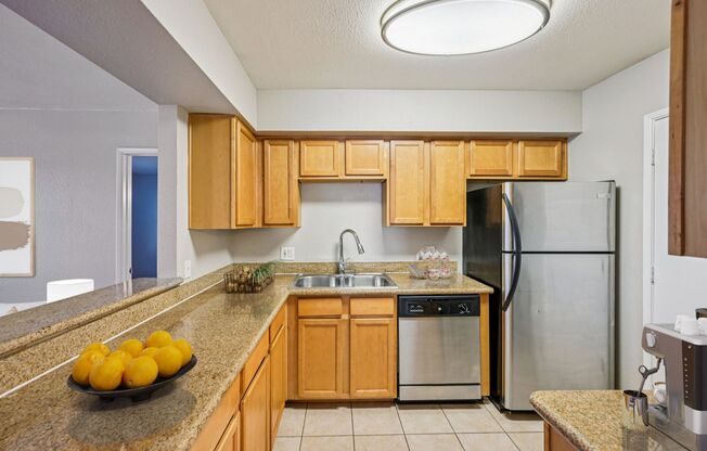 3 beds, 2 baths, 1,140 sqft, $1,649, Unit 2050