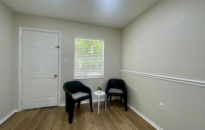 2 beds, 1.5 baths, 846 sqft, $1,499, Unit 208