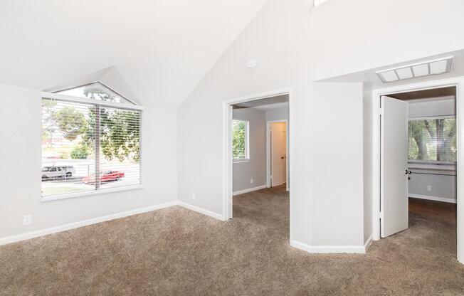 2 beds, 1 bath, 610 sqft, $1,125