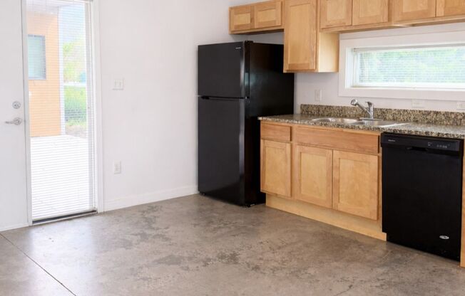 2 beds, 2 baths, 854 sqft, $1,524, Unit 2-101