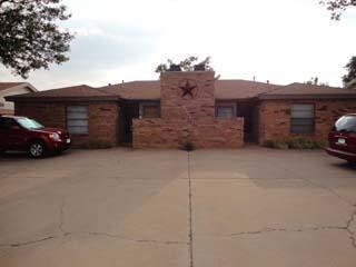 2 beds, 1 bath, 818 sqft, $850, Unit B