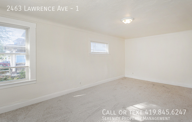 2463 LAWRENCE AVE