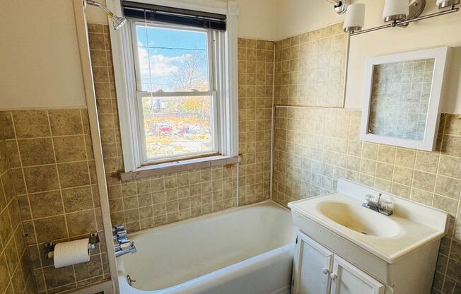 WP1 - 2423 Tatnall St, 4 West 25th St