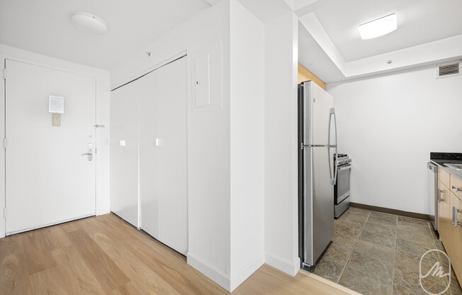1 bed, 1 bath, 516 sqft, $4,000, Unit 17B