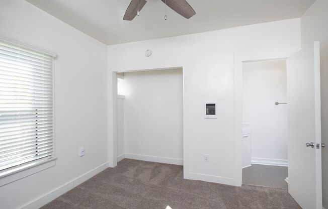 Rare OB 1 BR Loft with Parking and Ocean Views