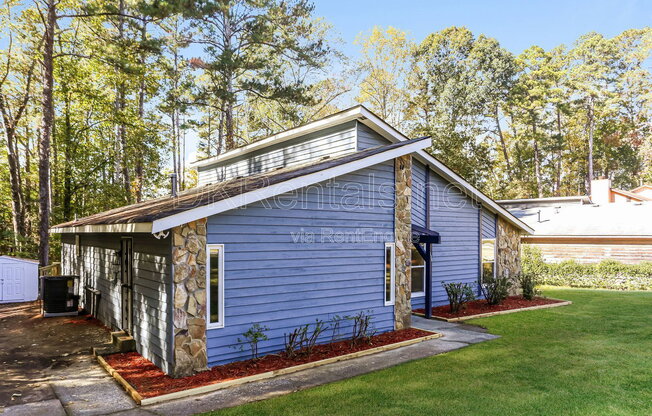 135 BEETHOVEN CT