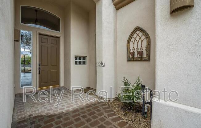 4605 N CLEAR CRK DR