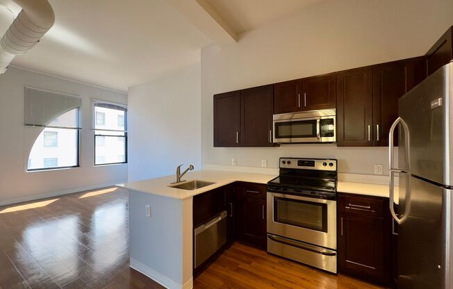 1 bed, 1 bath, 499 sqft, $1,638, Unit HA-811