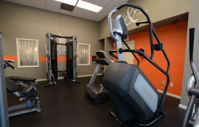 Fitness center at Lake Forest